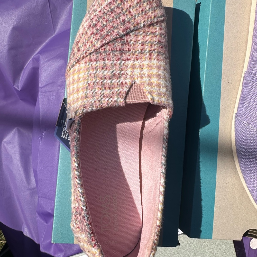 Toms Women's Plaid Tweed Flats